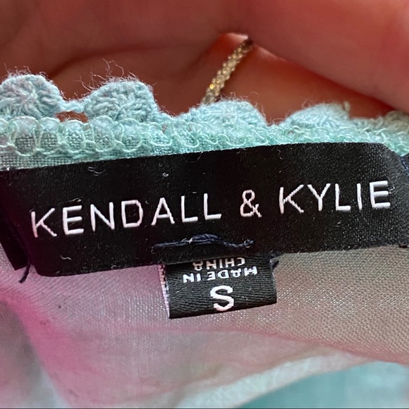 Kendall & Kylie Top - Picture 8 of 8